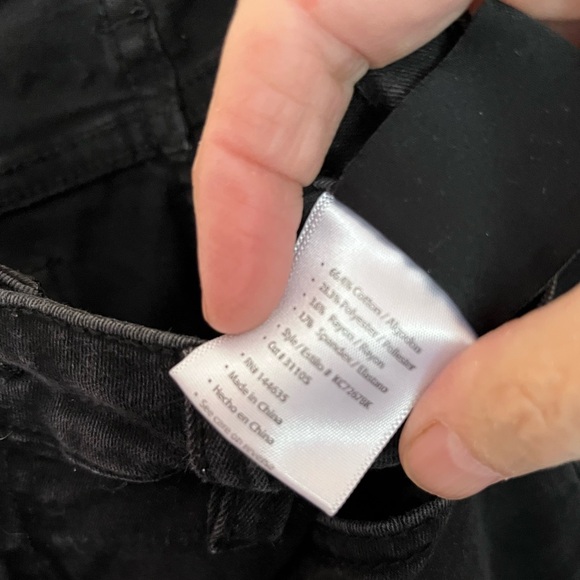 Kancan black jeans with distressed hems - Picture 5 of 6